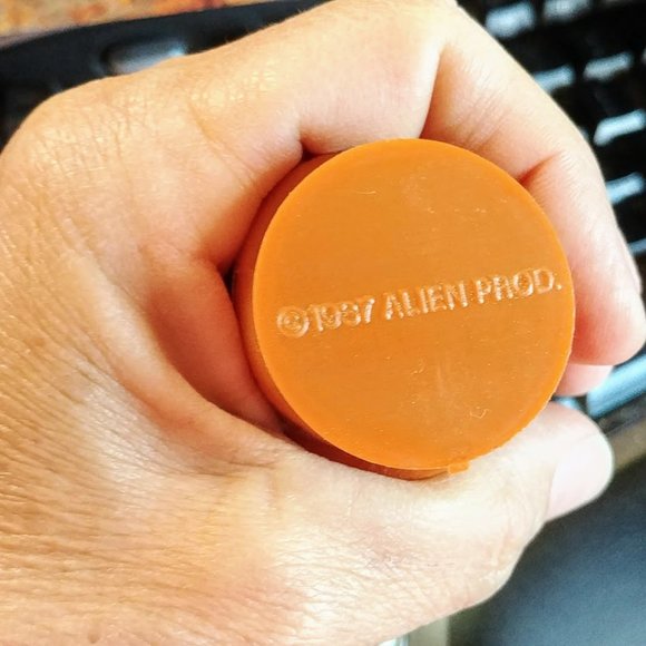 Vintage Alf Candy Dispenser with candy still inside - Picture 7 of 7